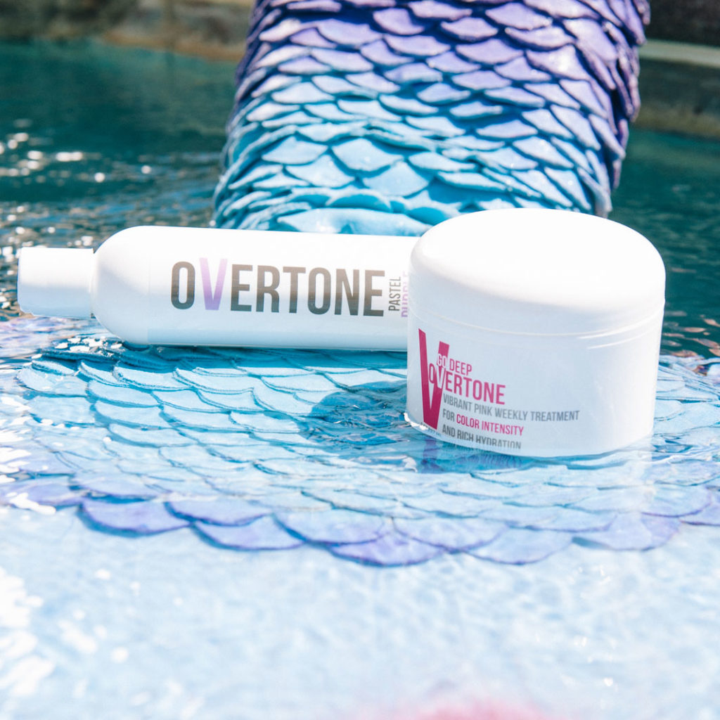 how-to-protect-colored-hair-from-chlorine-in-swimming-pools